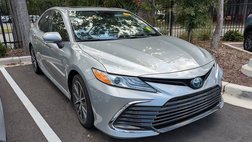 2023 Toyota Camry Hybrid XLE