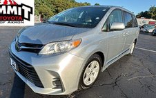 2020 Toyota Sienna LE