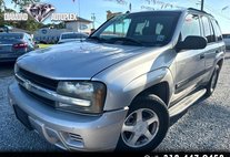 2004 Chevrolet TrailBlazer LS 2WD