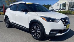 2020 Nissan Kicks SR