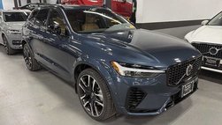 2025 Volvo XC60 T8 Ultra Dark Theme