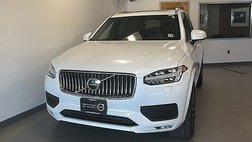 2022 Volvo XC90 T6 Momentum 7-Passenger