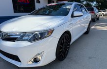 2013 Toyota Camry Hybrid XLE