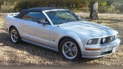 2005 Ford Mustang Premium