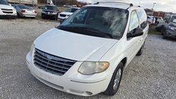 2005 Chrysler Town and Country Limited