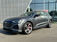 2024 Audi SQ8 e-tron quattro Prestige