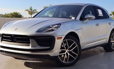 2025 Porsche Macan T