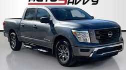 2023 Nissan Titan SV