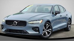 2023 Volvo S60 B5 Core Dark Theme
