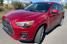 2015 Mitsubishi Outlander Sport 2.4 ES