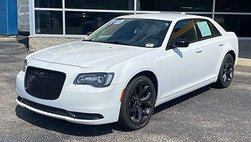 2021 Chrysler 300 Touring