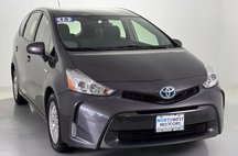 2015 Toyota Prius v Five