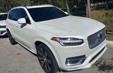 2023 Volvo XC90 B6 Ultimate Bright Theme 7P