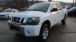 2011 Nissan Titan SV