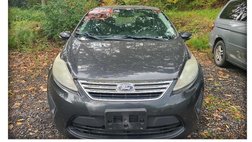 2013 Ford Fiesta SE