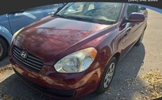2010 Hyundai Accent GLS