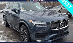 2021 Volvo XC90 T6 Momentum 7-Passenger