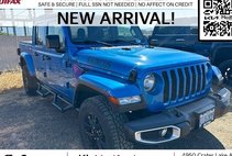 2022 Jeep Gladiator Sport S