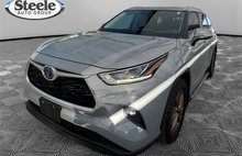 2023 Toyota Highlander Hybrid Bronze Edition