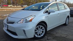 2014 Toyota Prius v Two