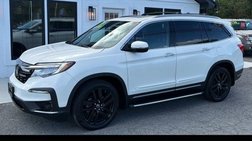 2019 Honda Pilot Touring w/Rear Captain's Chairs
