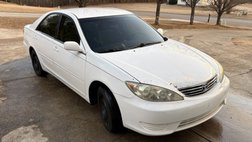 2005 Toyota Camry LE