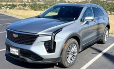 2024 Cadillac XT4 Premium Luxury