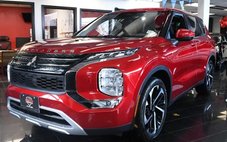 2022 Mitsubishi Outlander Black Edition