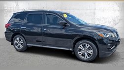 2017 Nissan Pathfinder SV