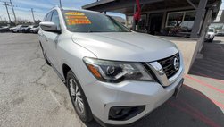 2017 Nissan Pathfinder SV