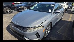 2022 Kia K5 LX