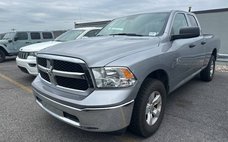 2024 Ram Ram Pickup 1500 Classic SLT