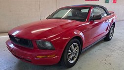 2005 Ford Mustang Deluxe