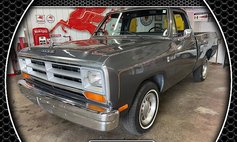 1986 Dodge RAM 100 Base