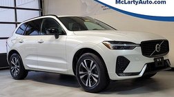 2025 Volvo XC60 B5 Core Dark Theme