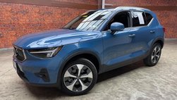 2024 Volvo XC40 B5 Plus Bright Theme