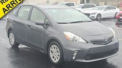 2013 Toyota Prius v Five