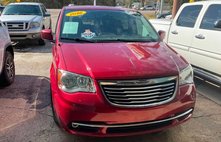 2016 Chrysler Town and Country Touring