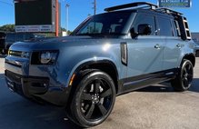 2022 Land Rover Defender 110 X-Dynamic HSE