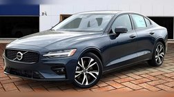 2024 Volvo S60 B5 Plus Dark Theme