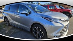 2025 Toyota Sienna Platinum 7-Passenger