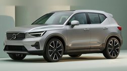 2023 Volvo XC40 B5 Plus Dark Theme