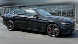 2023 Genesis G70 3.3T Standard