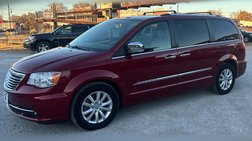 2015 Chrysler Town and Country Limited Platinum