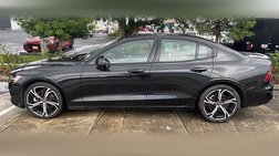 2024 Volvo S60 B5 Plus Dark Theme