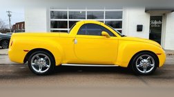 2004 Chevrolet SSR LS