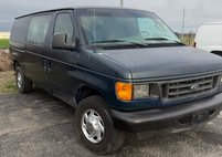 2004 Ford E-Series E-250