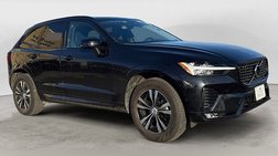 2025 Volvo XC60 B5 Core Dark Theme