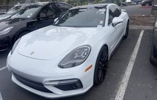 2017 Porsche Panamera Turbo
