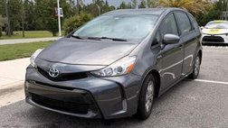 2016 Toyota Prius v Five